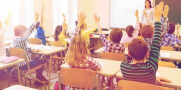 school encourage students